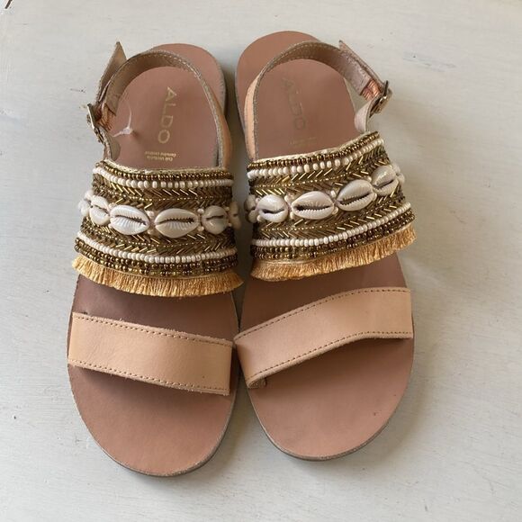 ALDO Belimandra Shell Fringed Beaded Embellish Ankle Strap Flat Sandals Size 6 - Picture 1 of 10